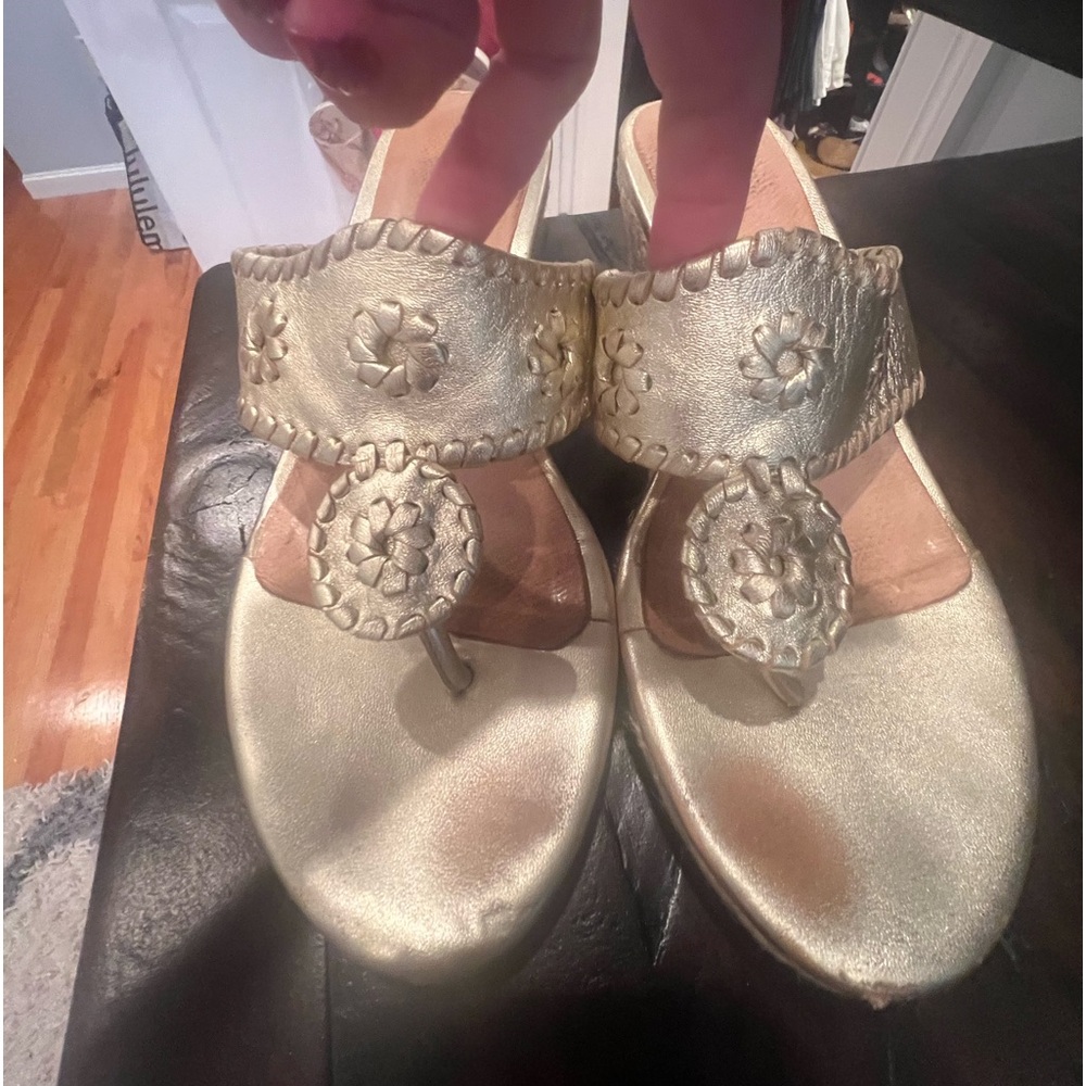 Jack Rogers Mid Wedge style no. 163221WG05 Platinum size 7.5 in good condition
